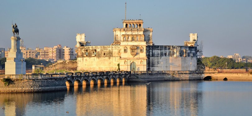 Gujarat Tour Lakhota Lake Museum