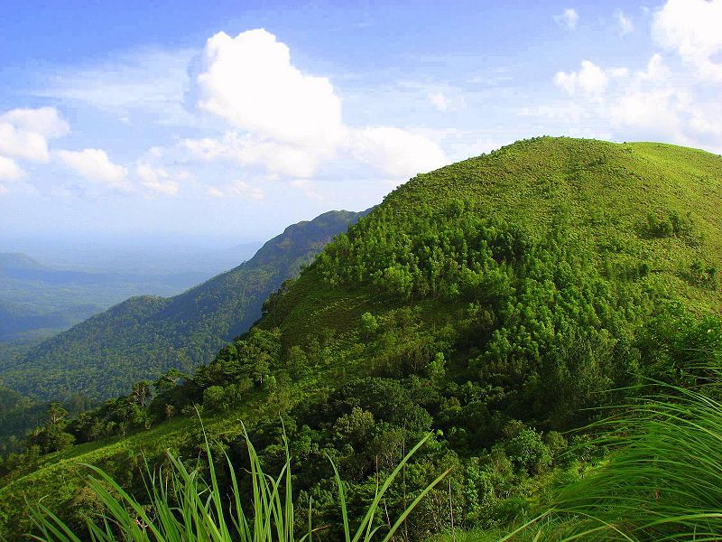 Ponmudi Ponmudi